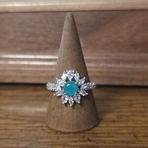 NWT bp Silver and Green Gemstone Ring